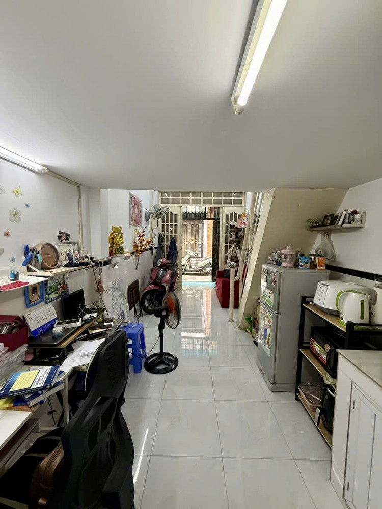 D1685 ⚡️ Giảm 150tr! sát LOTTE Mart Gò Vấp, SHR, Vuông, 2 tầng, 2.8x10m, 2.x tỷ