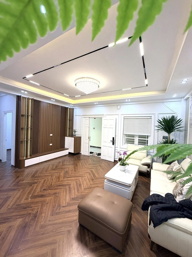 💥GIẬT MÌNH💥Căn CC tuyệt đẹp 130 Đốc Ngữ, 91m 3PN, Nội thất mới toanh, 9.6 tỷ Ba Đình