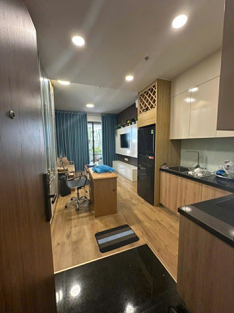 Cho Thuê Hot Tháng 12 – Căn Sân Vườn Full Nội Thất Chỉ 16 Triệu
View hồ bơi cực chill – Akari