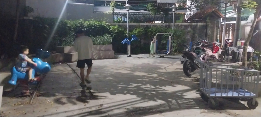 ► Nhà Kiệt thông Trưng Nữ Vương, 50m2, ngang 4.1 vuông, cạnh công viên, nhỉnh 3 tỷ