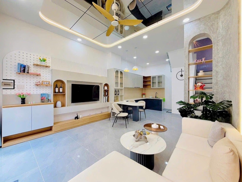 Tổ ấm vợ chồng trẻ Ni Sư Huỳnh Liên, Bảy Hiền Tân Bình, 35m², 2 tầng – 3 phòng ngủ – Giá 4,25  tỷ