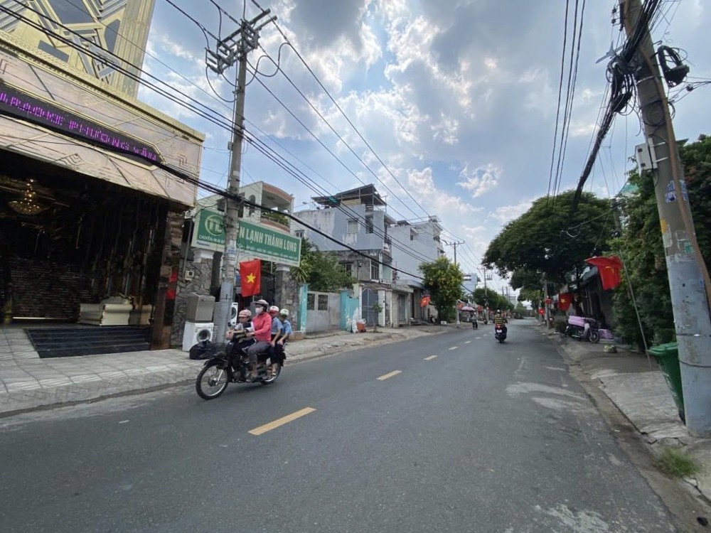 21 TỶ – 5.7×30 – MẶT TIỀN GẦN KHA VẠN CÂN – NGANG KHỦNG – DIỆN TÍCH LỚN – VỊ TRÍ ĐẸP