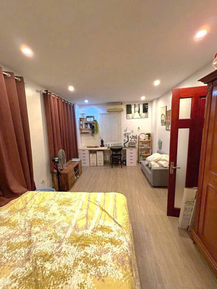 BÁN NHÀ THƯỢNG THANH LONG BIÊN,OTO ĐỖ CỔNG,DÂN XÂY,GẦN CHỢ,TRƯỜNG,46M