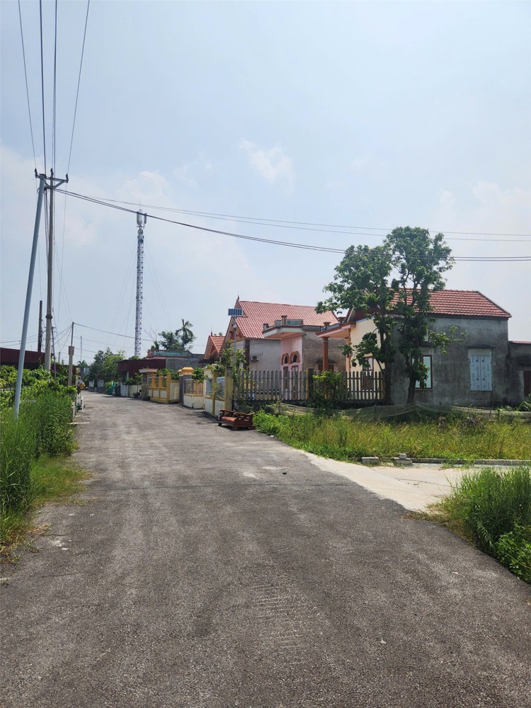 LÔ GÓC ĐOÀN XÁ – 2 MẶT NGÕ NHỰA ĐẸP – GIÁ HIẾM 1,X TỶ  ZALO 0567 222 555