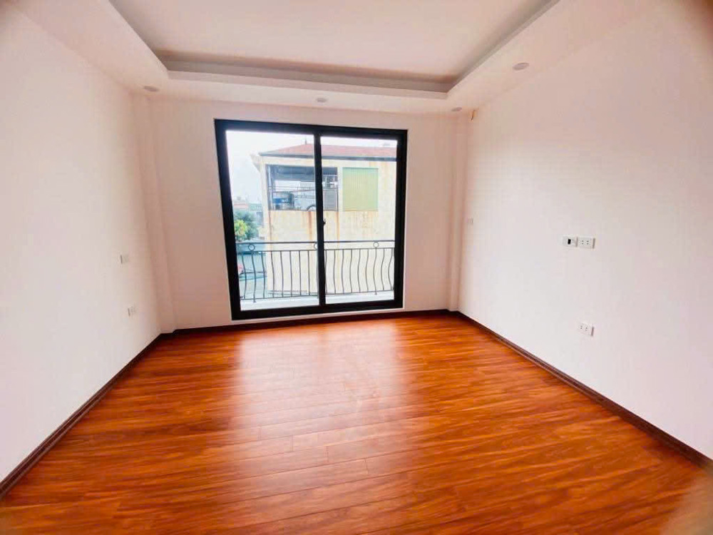 Bán nhà Giáp Nhị – 5
 tầng thang máy, nhà mới tinh, MT 4.1m – Giá 8.65 tỷ