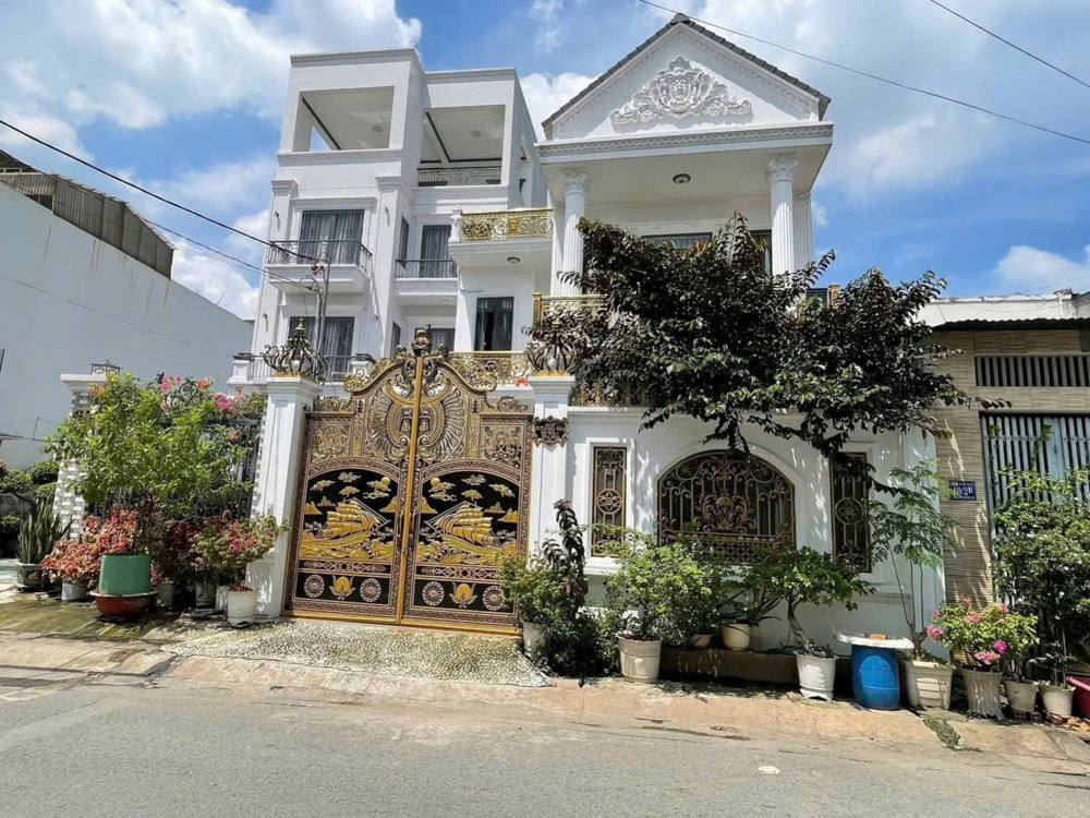 BIỆT THỰ MẶT TIỀN TRUNG CHÁNH, HÓC MÔN – GIẢM NGAY 400TR – CHỈ 11,5 TỶ TL