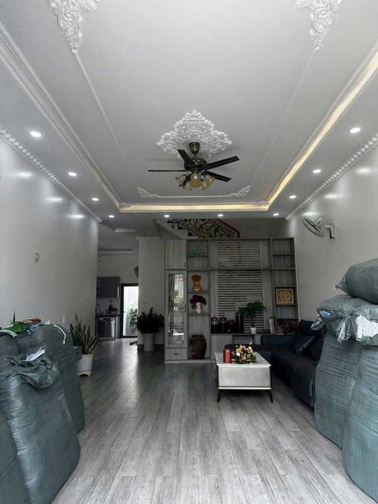 BIỆT THỰ MẶT TIỀN TRUNG CHÁNH, HÓC MÔN – GIẢM NGAY 400TR – CHỈ 11,5 TỶ TL