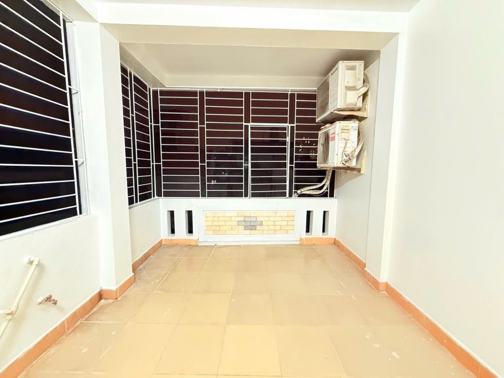 NHÀ MỚI ĐÓN TẾT - NỘI THẤT XỊN- GẦN HỒ TÂY - NỞ HẬU - 30M RA OTO - TẦM TIỀN QUÁ HIẾM_32M2