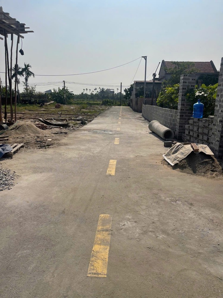 Lô Đẹp 84M² – Ngang 4.5M – Ngõ Nhựa 4–5M Ô Tô Tận Đất – Giá Chỉ ~1 Tỷ  Zalo 0567 222 555