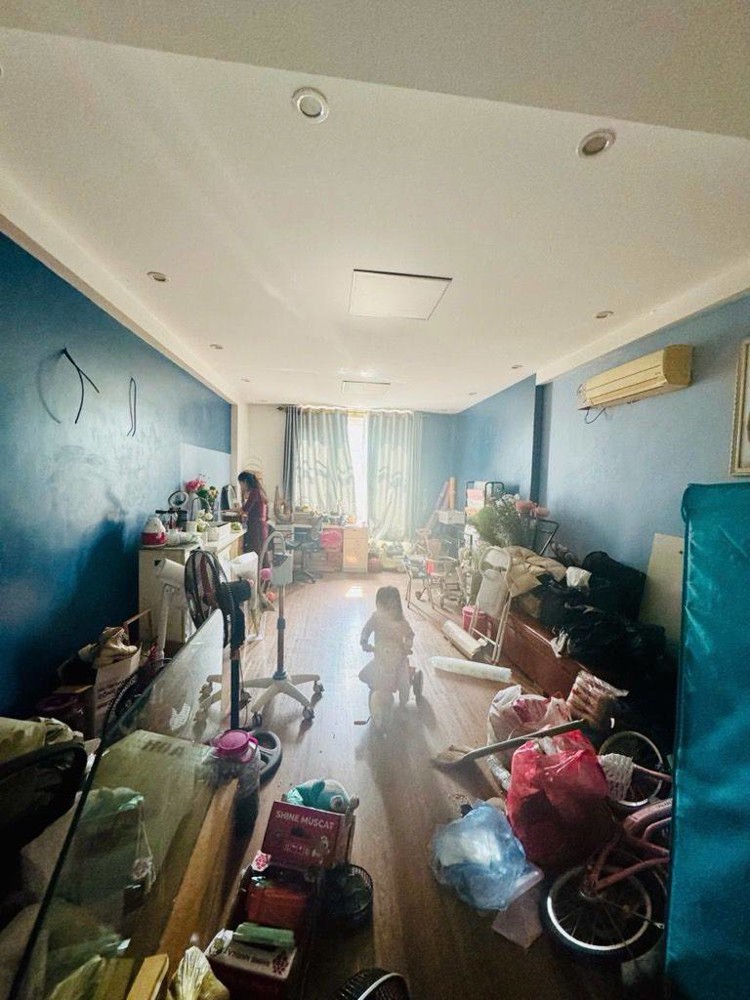 Bán Nhà Mặt Phố Đại Từ,Hn, Dt 40M2, 5 Tầng, Mt 4 M, Giá Bán 19.5 Tỷ Mô Tả: ☀ Nhà Mặt Phố, Vỉa Hè,