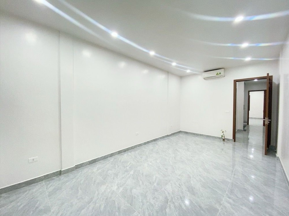 Bán nhà Thái Hà_siêu phẩm dòng tiền tiền tỉ_7 chỗ qua nhà_120m2_giá chào 60 tỷ