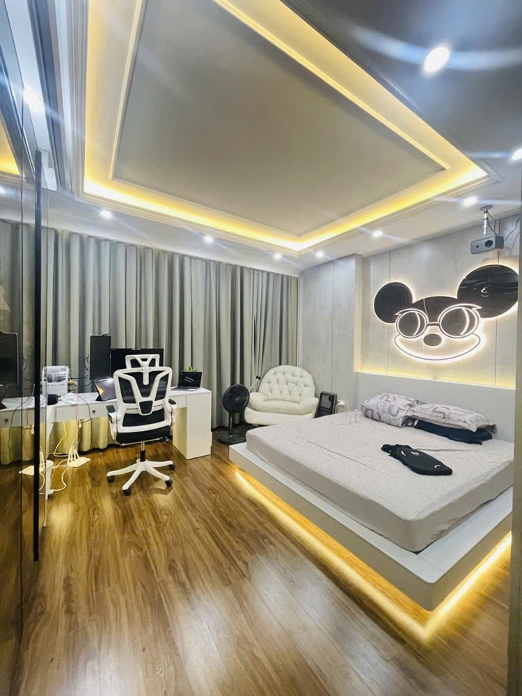 Bán Nhà Phân Lô Đáng Sở Hữu – Ô Tô Tiếp Cận Dễ Dàng – Khu Nguyễn Trãi Giao Thông Đẹp – Liên Hệ 0972