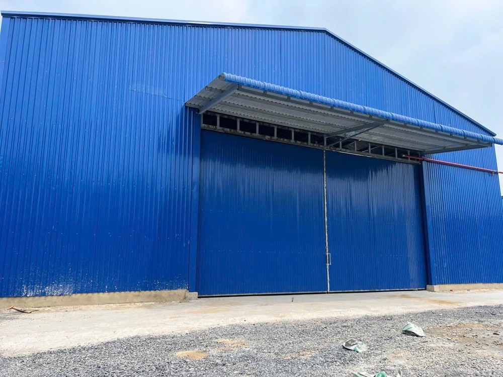 XT666 nhà xưởng sản xuất gia công nhẹ, may mặc, kho chứa hàng, giao thông thuận tiện