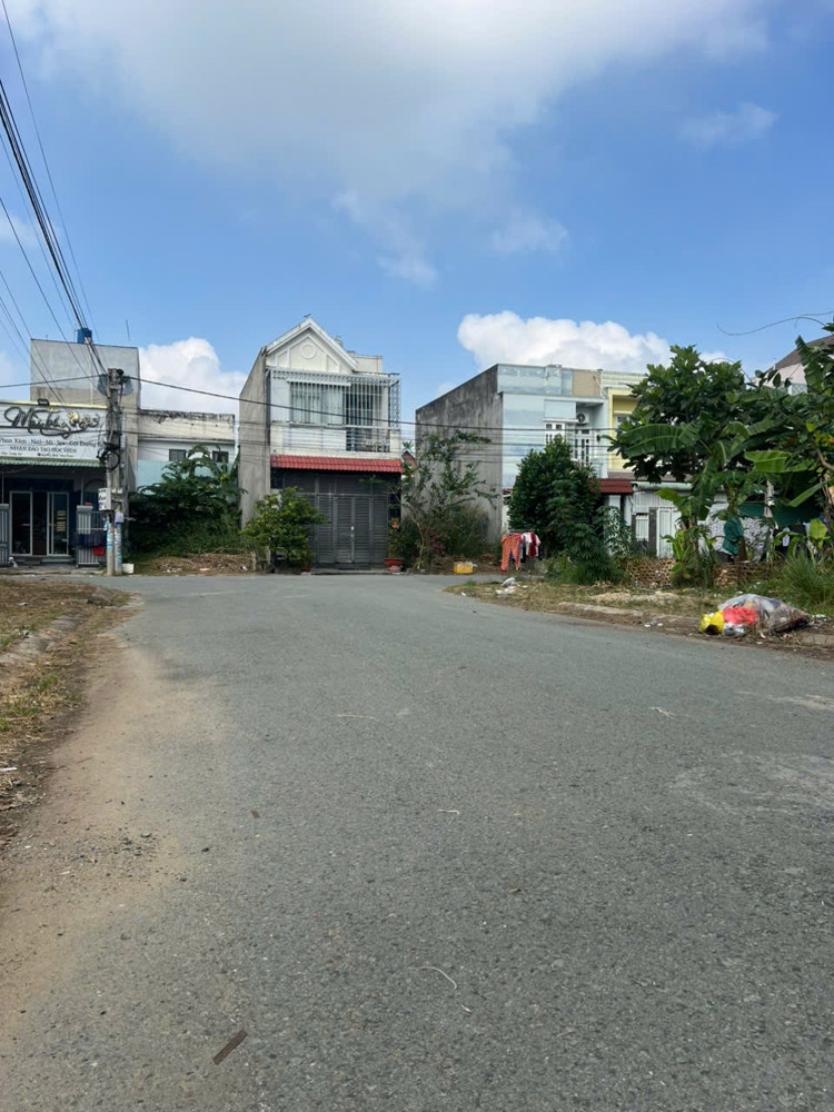 CHÍNH CHỦ CẦN BÁN GẤP LÔ ĐẤT 115m² - TẠI  ĐỨC HÒA – SỔ HỒNG RIÊNG – GIÁ TỐT