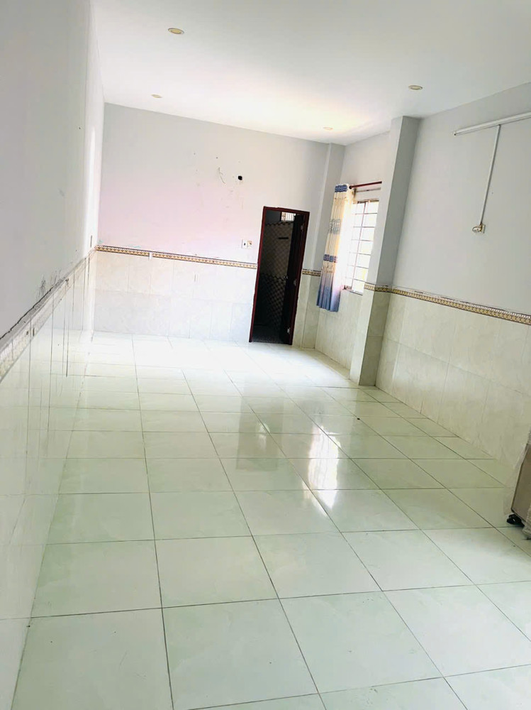 NHÀ SHR MẶT TIỀN HUỲNH THỊ NA, ĐÔNG THẠNH, HÓC MÔN 
ĐƯỜNG NHỰA THÔNG