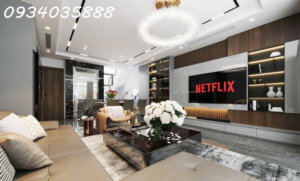 Bán nhà Ngọc Lâm ngõ Hàm Rồng Long Biên. Diện tích 65/45m²,