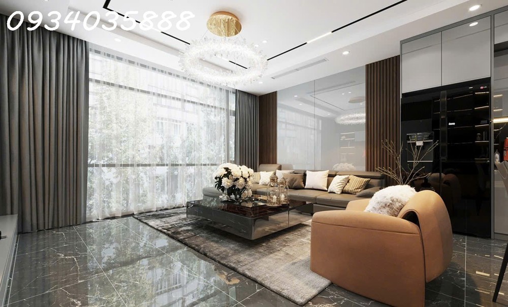 Bán nhà Ngọc Lâm ngõ Hàm Rồng Long Biên. Diện tích 65/45m²,