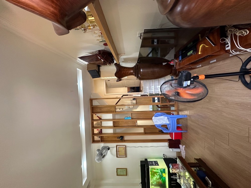 HUỲNH VĂN BÁNH, TRƯỜNG SA - XE HƠI VÀO NHÀ - SÂN TRƯỚC RỘNG THOÁNG - 5 TẦNG BTCT