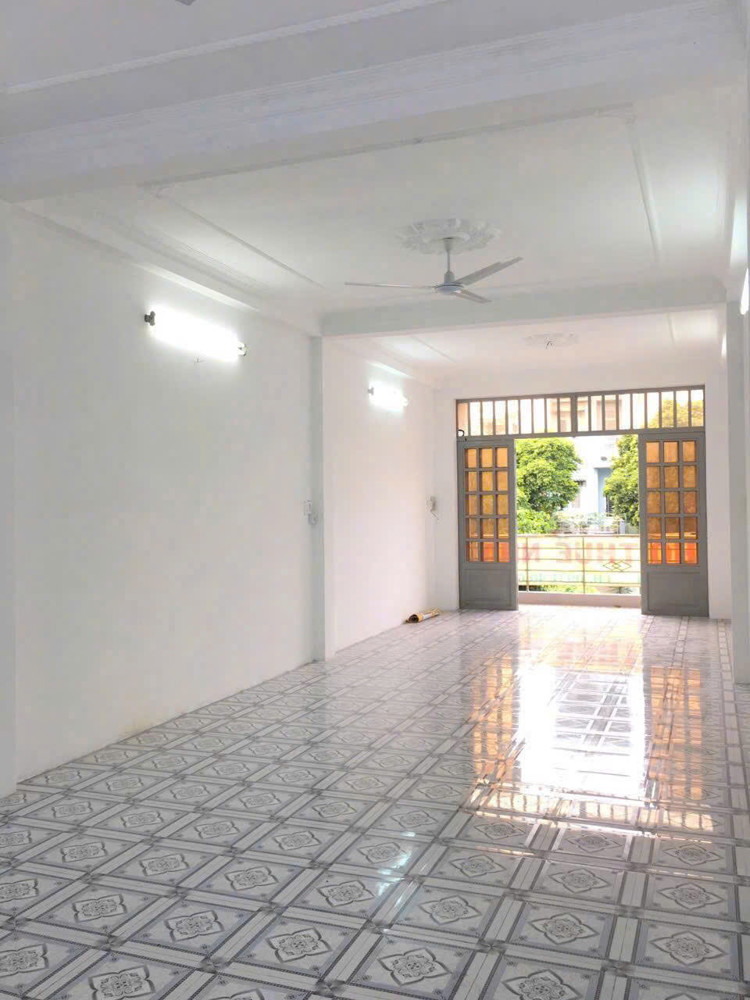 Cho thuê nhà Mặt tiền Lê Thúc Hoạch 88m², 2Lầu - KHU VĂN PHÒNG,TRƯỜNG HỌC