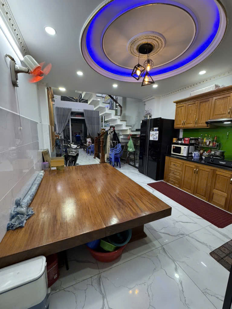 T1693  Giảm 410Tr! Nhà Chiến Lược Bình Tân, Shr, Vuông, Hxh, 5 Tầng, 4X16m, 6.X Tỷ