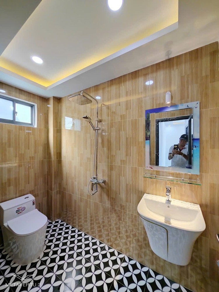 BÁN NHÀ TTTP CĂN GÓC MỚI 2 TẦNG HẺM PHAN ĐÌNH GIÓT NHA TRANG