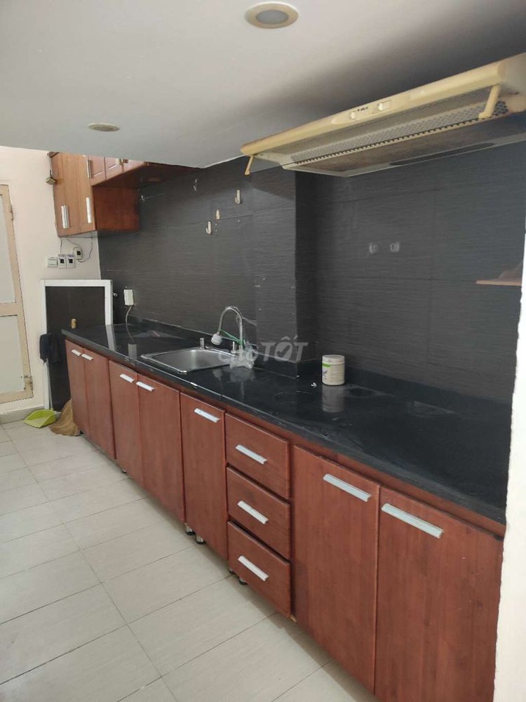 CHO THUÊ NGUYÊN CĂN LẦU 1 MẶT TIỀN ĐƯỜNG NGHĨA THỤC – PHƯỜNG 5, QUẬN 5, TP. HCM