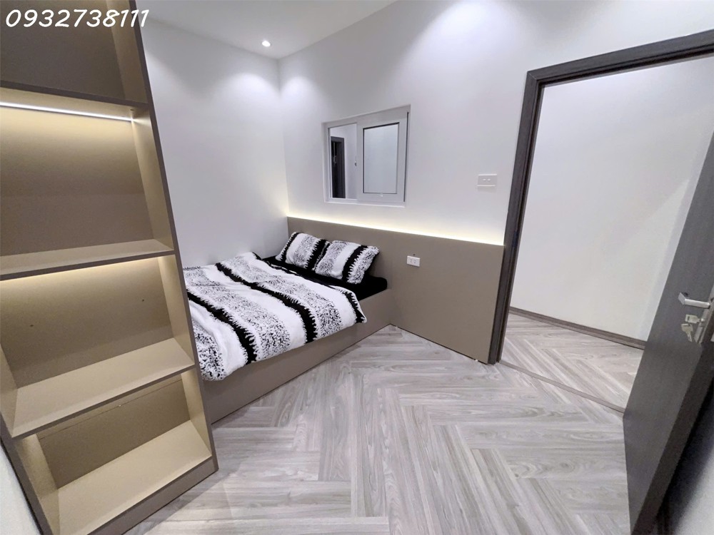 Bán căn hộ nhà tập thể đường Nguyễn Khoái, Hai Bà Trưng, cực đẹp, giá tốt nhất thị trường