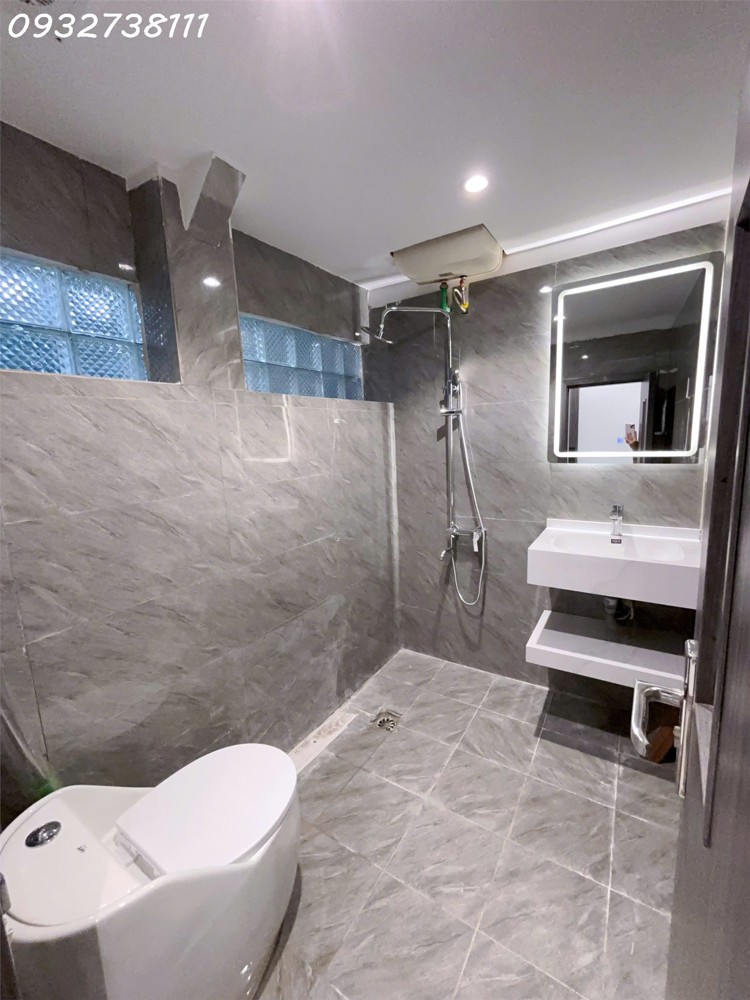 Bán căn hộ nhà tập thể đường Nguyễn Khoái, Hai Bà Trưng, cực đẹp, giá tốt nhất thị trường