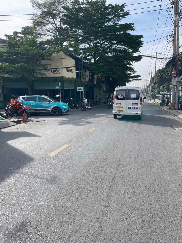 SIÊU PHẨM MẶT TIỀN NGUYỄN THỊ BÚP, Q12 LÔ ĐẤT ĐẸP – XÂY ĐƯỢC 1 TRỆT 5 LẦU – KD ĐỈNH