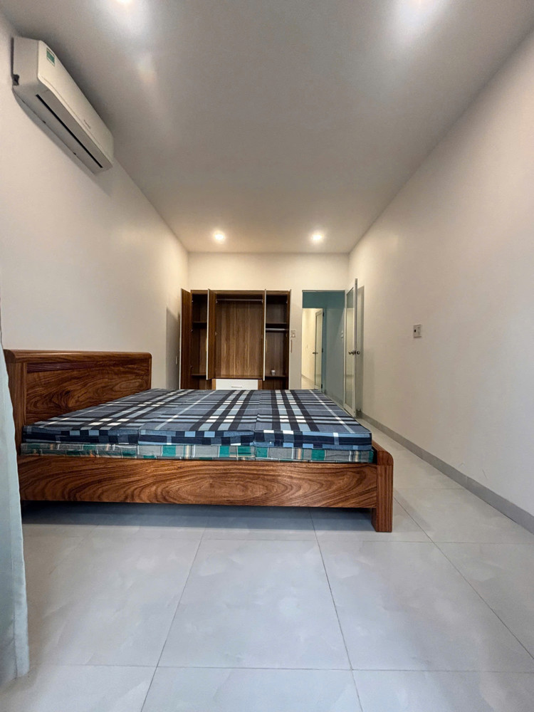 Bán Nhà 2 Tầng Mới Gần Biển Ở Chỉ Hơn 3ty