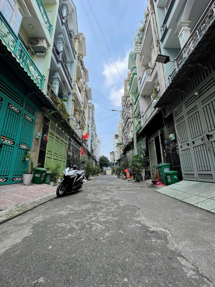 Bán Nhà Hxh Lê Đình Cẩn Bình Tân - 54M2 4 Tầng 4Pn 5Wc - 5.7 Tỷ Tl