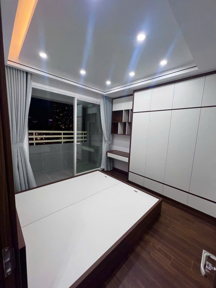 Bán căn hộ chung cư Ngoại Giao Đoàn, 75m2, 2 ngủ, 2 vệ sinh SĐCC