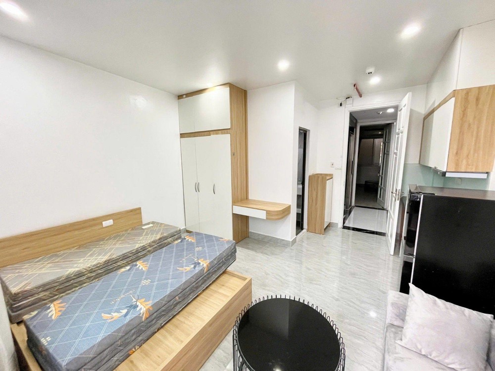 BÁN NHÀ DÒNG TIỀN TRUNG TÂM CẦU GIẤY NGÕ THÔNG THOÁNG NHÀ MỚI THANG MÁY FULL NỘI THẤT 19,8 TỶ