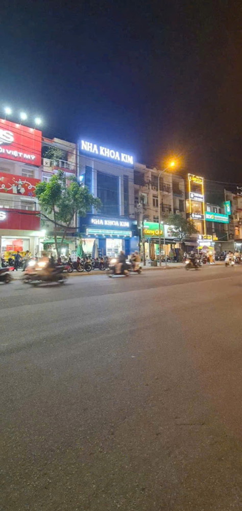 Lô Duy nhất mặt tiền đường Dương Quang Đông P5 Q8