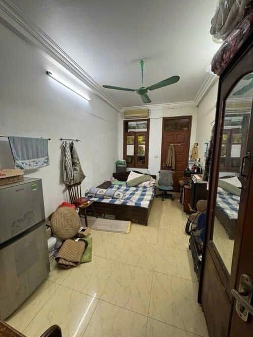 Bán Nhà  Hoàng Hoa Thám 26m2.  4 tầng. mặt tiền 3.1m. giá 6.988 Tỷ Ba Đình Hà Nội