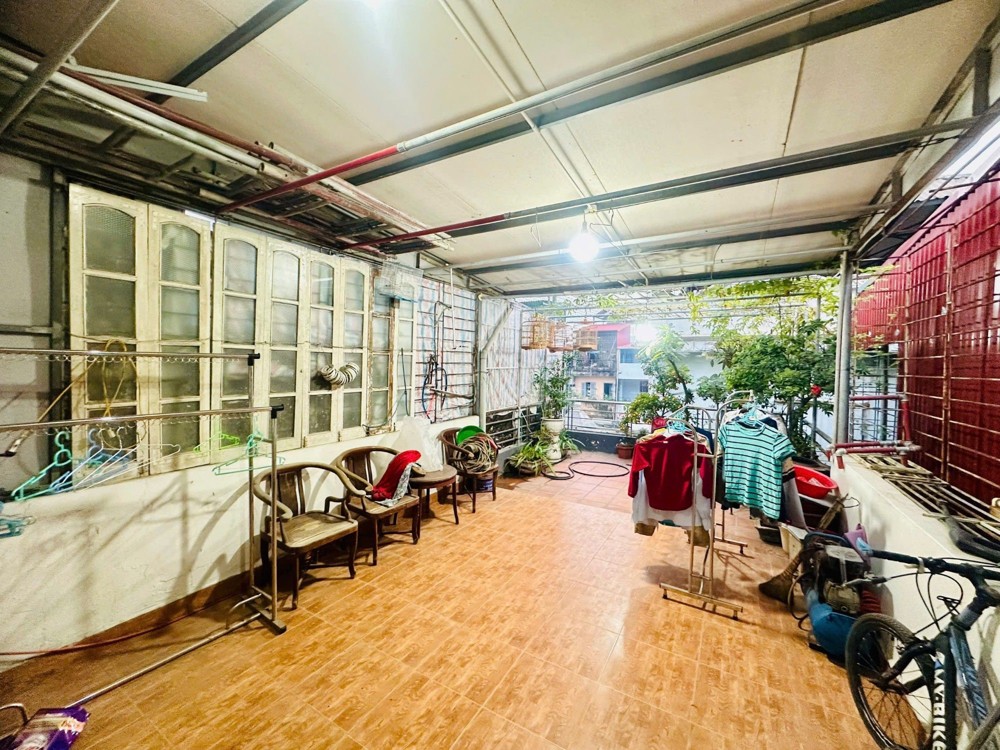 Bán Nhà Phúc Xá 24/43m2  5 tầng. mặt tiền 10m. giá 7.9 Tỷ Ba Đình Hà Nội