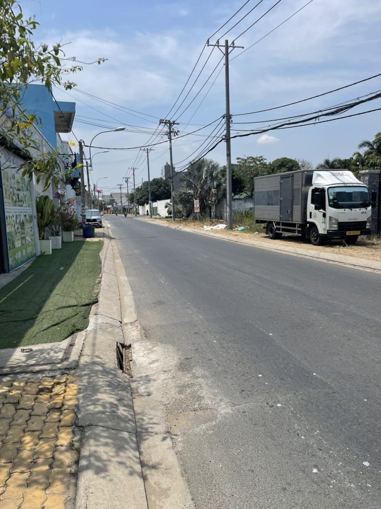 Bán Biệt thự mặt tiền đường Tân Xuân 2 ngang 22x70m giá 59 tỷ TL, Hóc Môn