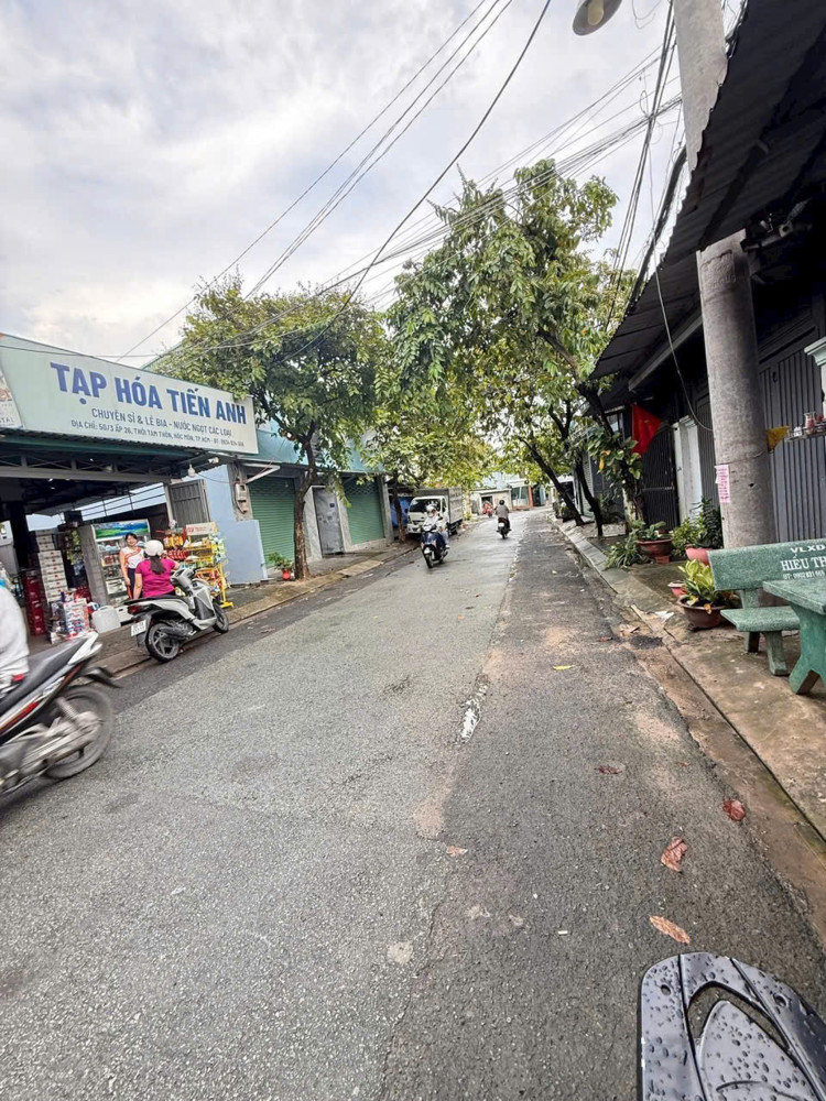 LÔ GÓC 2 MẶT TIỀN TTT16 – HÓC MÔN 
VỊ TRÍ ĐẸP – GẦN SÂN VẬN ĐỘNG THỚI TỨ – XÂY BIỆT THỰ / KHO