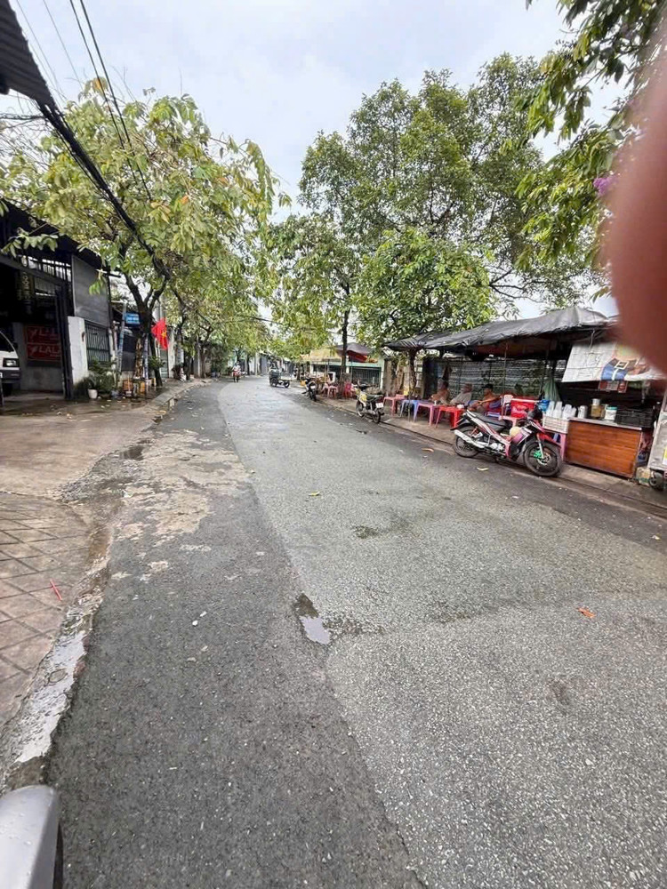 LÔ GÓC 2 MẶT TIỀN TTT16 – HÓC MÔN 
VỊ TRÍ ĐẸP – GẦN SÂN VẬN ĐỘNG THỚI TỨ – XÂY BIỆT THỰ / KHO