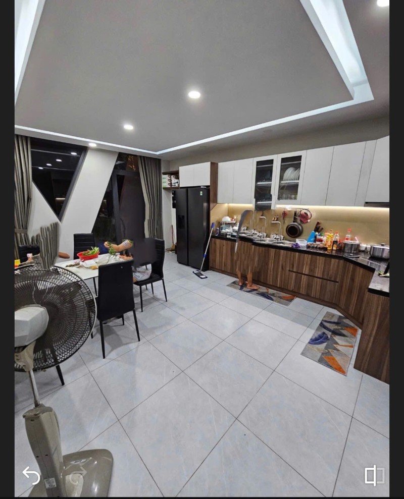 Bán nhà 4 tầng tại đường số 16, KDC Nam Long, Phước Long B, Q.9, TP HCM. DT 90m2, 4 tầng SH. Giá