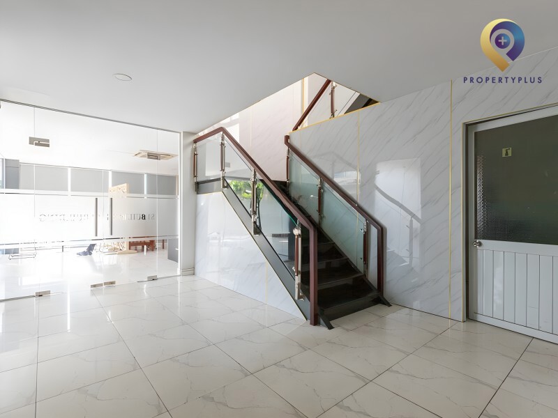 🏢 CHO THUÊ TÒA NHÀ VĂN PHÒNG LỚN – VỊ TRÍ ĐẸP ĐẢO KIM CƯƠNG TRUNG TÂM