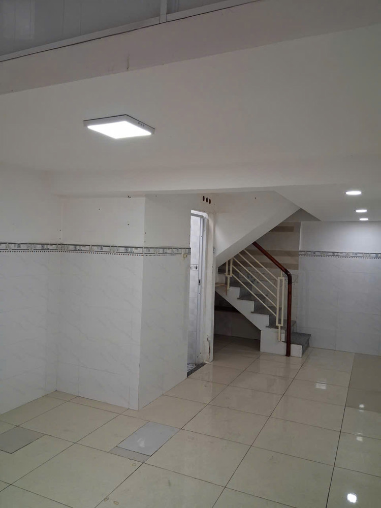 NHÀ CÒN MỚI GIÁ TỐT – CHỈ DỌN ĐỒ VÀO Ở LIỀN ( Ngân hàng hổ trợ vay 2,5 tỷ)