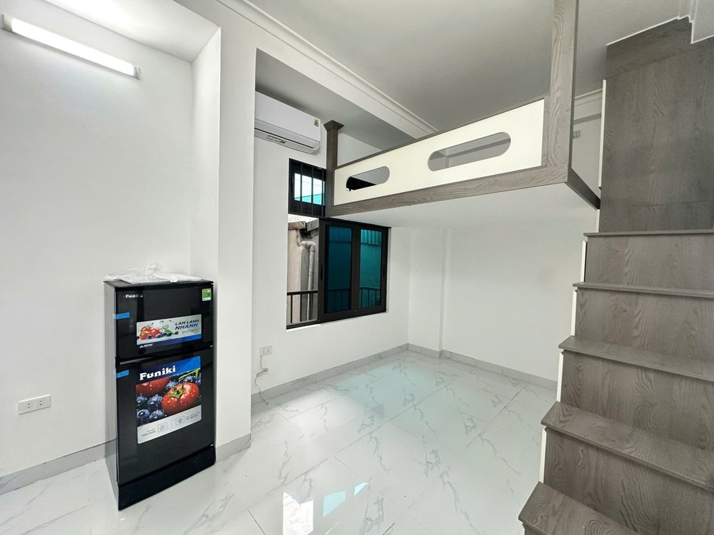 BÁN CĂN HỘ DÒNG TIỀN Phố Hào Nam Đống đa,8 tầng 17 phòng studio,24.8 tỷ