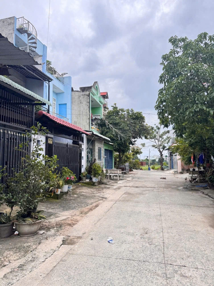 NHÀ ĐẸP (8x20M) ĐƯỜNG 7M TÔ KÝ, THỚI TAM THÔN, HÓC MÔN VỊ TRÍ VÀNG CHỈ 7.7 TỶ!