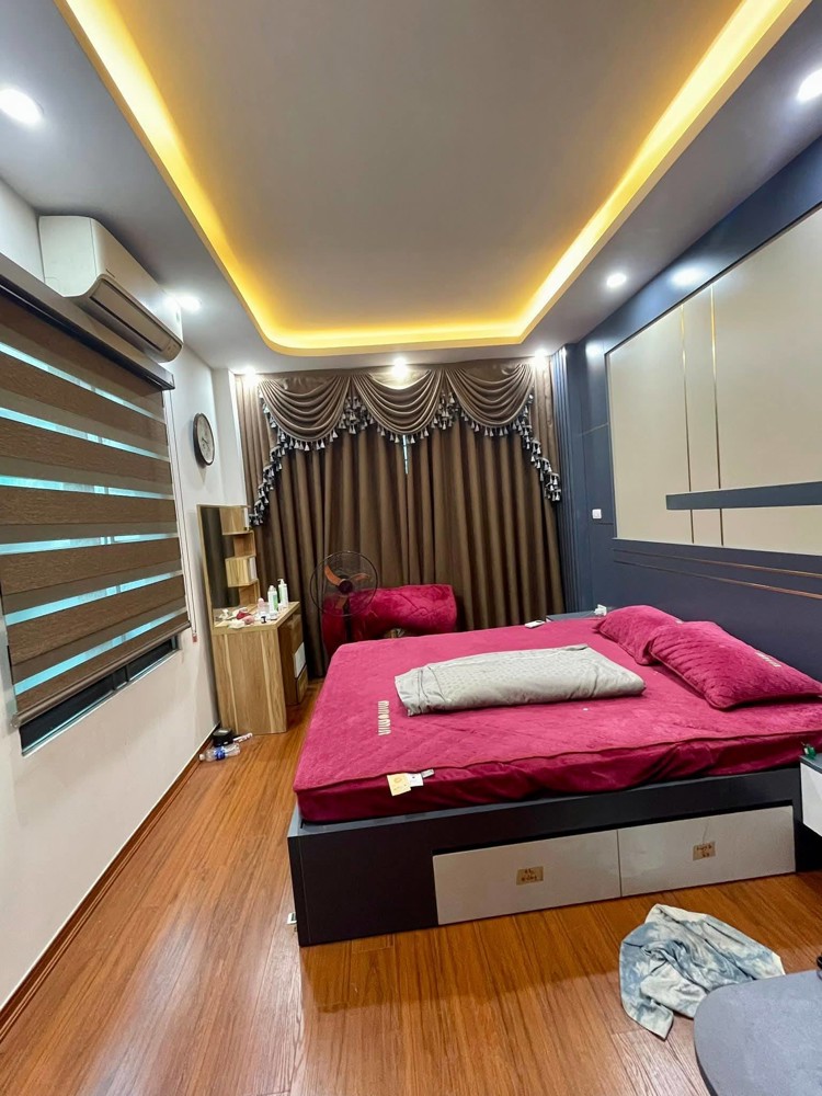 Bán Nhà ngõ 250 Kim Giang/Hoàng Mai, cạnh Khu Đô thị Đại Kim- 38m*5 tầng- Giá 12 tỷ còn thương lượng