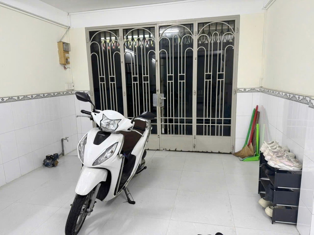 Nhà 4*14m vị trí đẹp HXH Dạ Nam P.Chánh Hưng