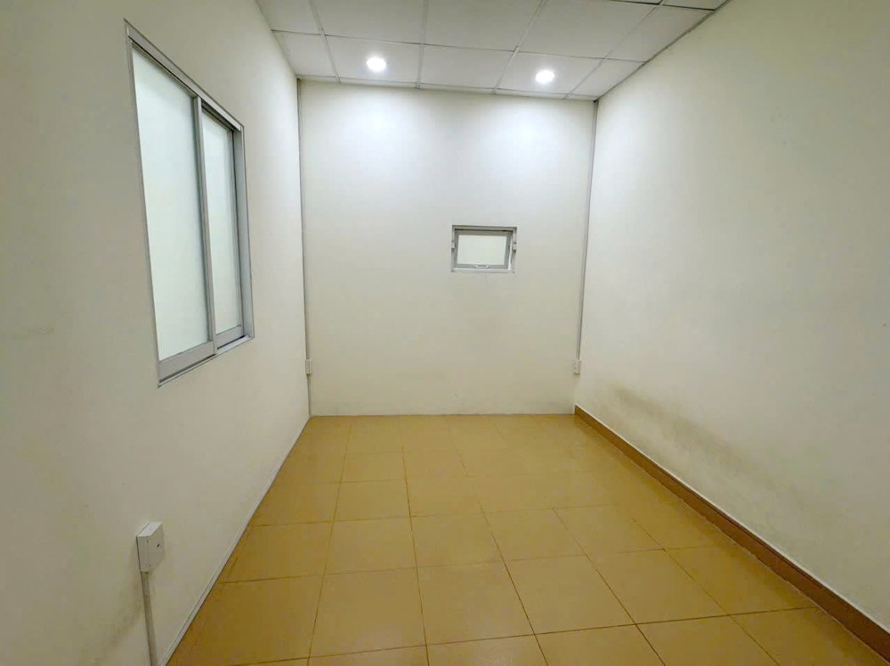 Nhà 4*14m vị trí đẹp HXH Dạ Nam P.Chánh Hưng