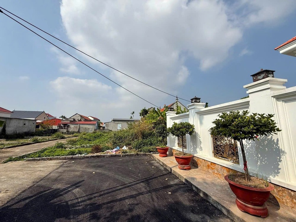 LÔ 42.5M² GIÁ CHỈ 5xx TRIỆU HIẾM TẠI HỢP ĐỨC – SỔ ĐỎ SẴN  ZALO 0567 222 555