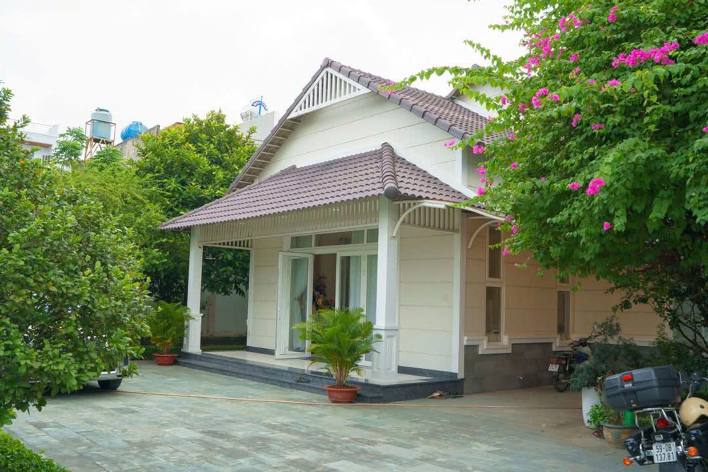 BIỆT THỰ VƯỜN VIP 1.300M² FULL THỔ – HẺM XE HƠI TÔ NGỌC VÂN, THẠNH XUÂN, Q12!