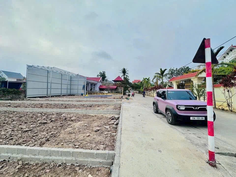 LÔ 61.2M² GIÁ 1.3x TỶ – ĐƯỜNG 8M, TRUNG TÂM CẨM HOÀN – THANH SƠN  ZALO 0567 222 555